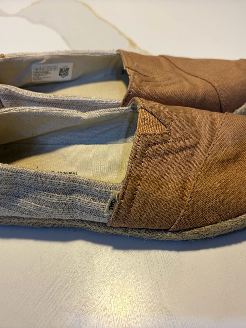 TOMS Alpargata Canvas Espadrille Slip-On Flats Women’s Size 6 Tan Casual Shoes